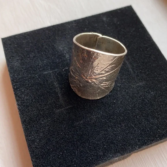 Adjustable Silver Statement Ring - Picture 2 of 4